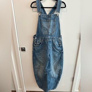 Free People barrel Jean overalls Size S